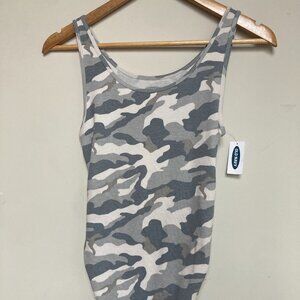 NWT Old Navy Maternity Camo Ribbed First Layer Tank Top Size S